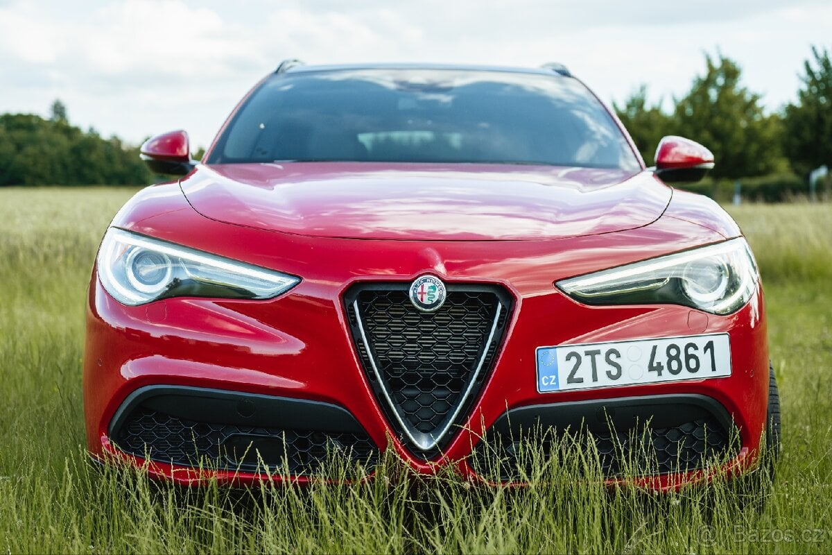 Alfa Romeo Stelvio 2.0T 206kW Q4, 2022, 21500KM, DPH