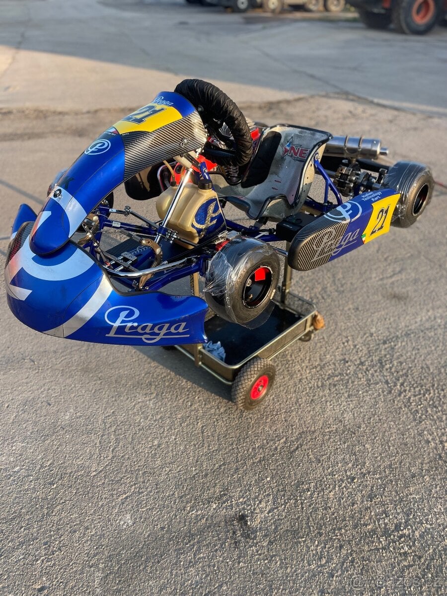 Motokára Praga dětská