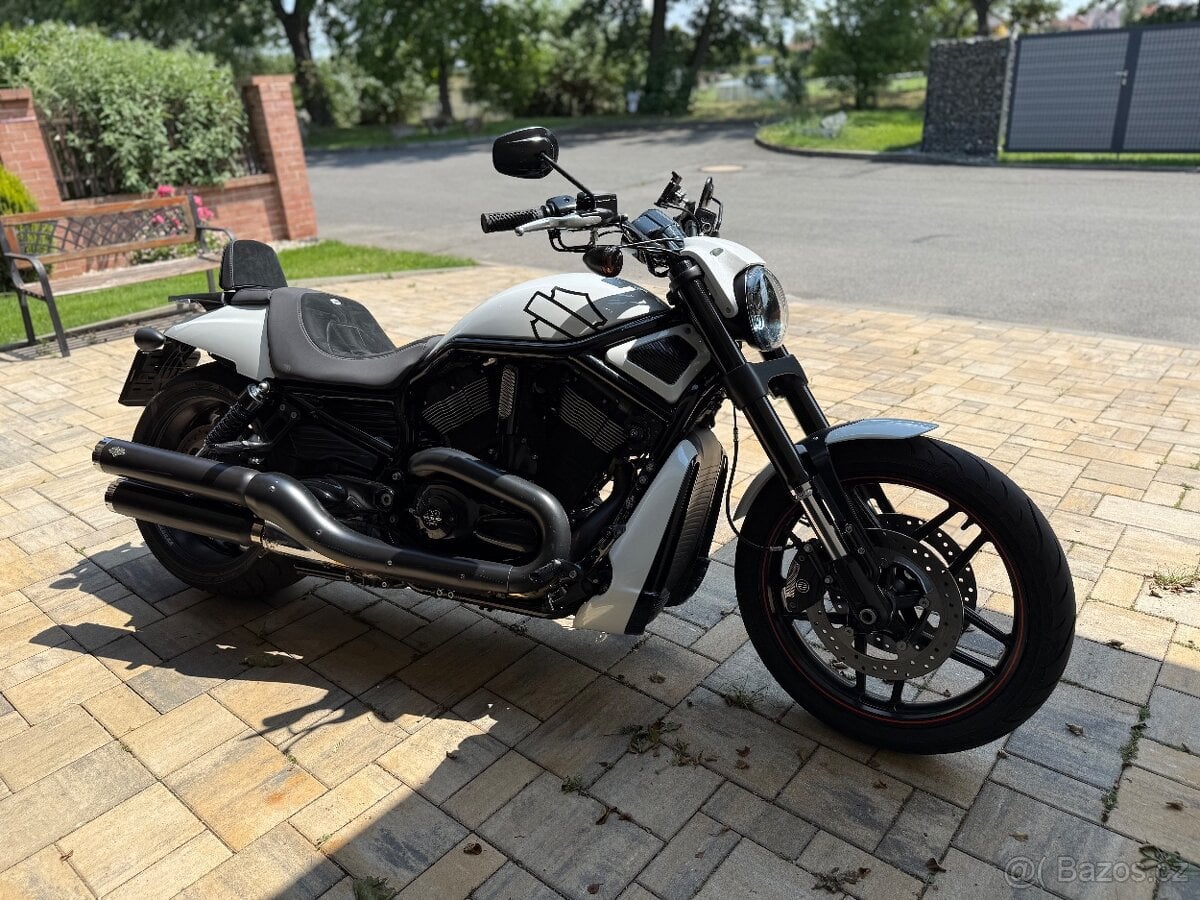 Harley Night Rod special TOP