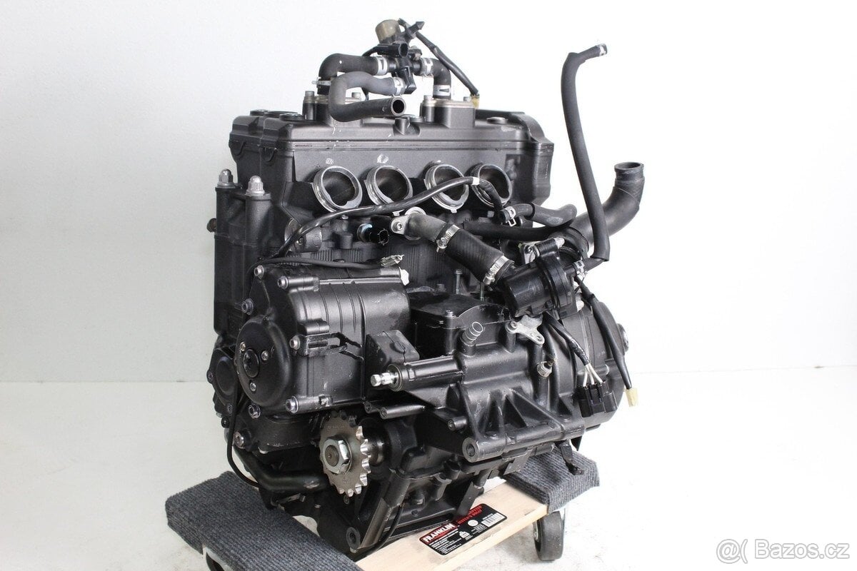 Yamaha R1 07-08 motor na díly