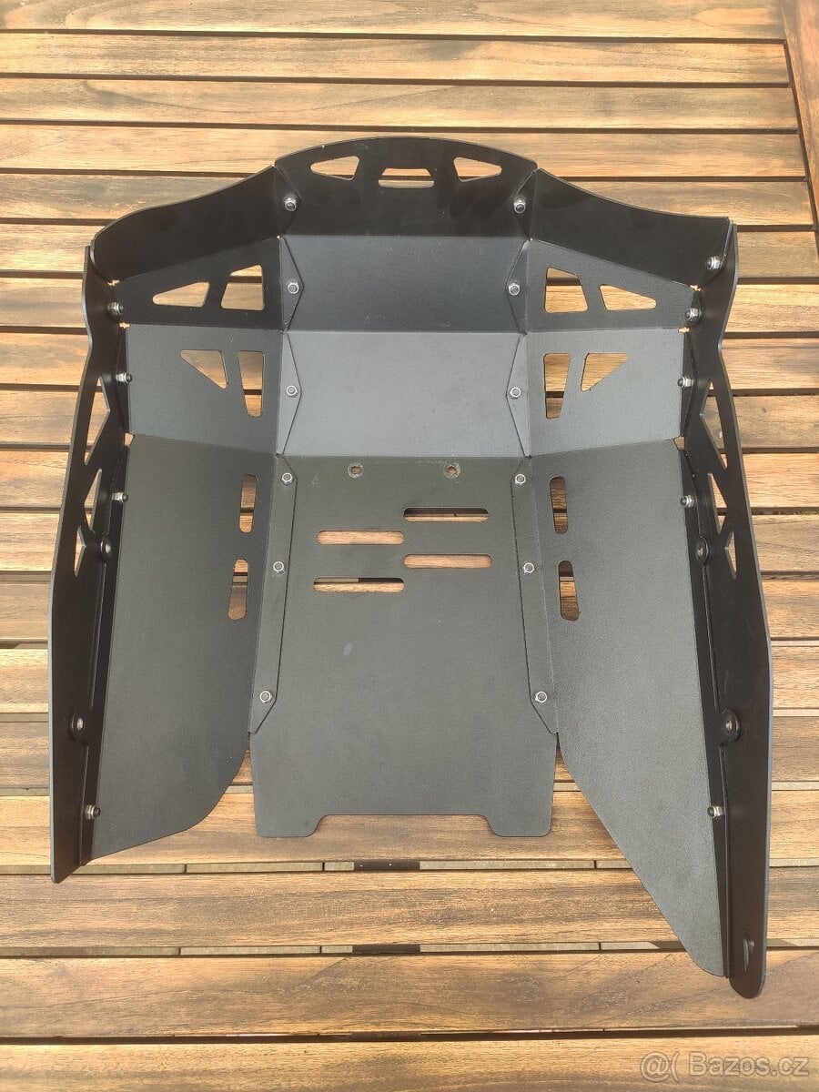 Kryt motoru YAMAHA MT-09 /Tracer