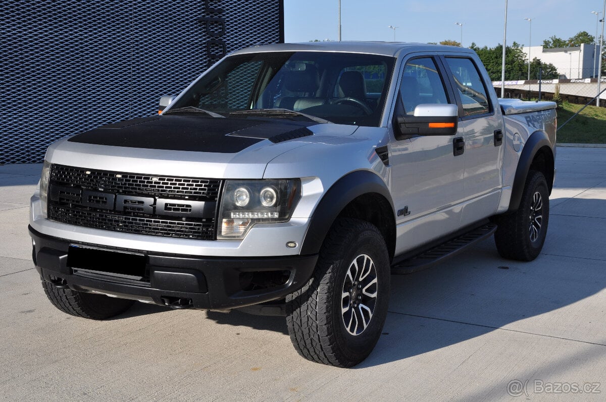 Ford F150 Raptor SVT, 6.2 V8, benzín, 4x4