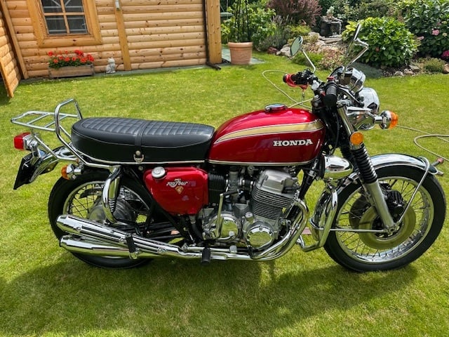Prodám Honda CB 750 K 1972, krásný stav, bílé značky
