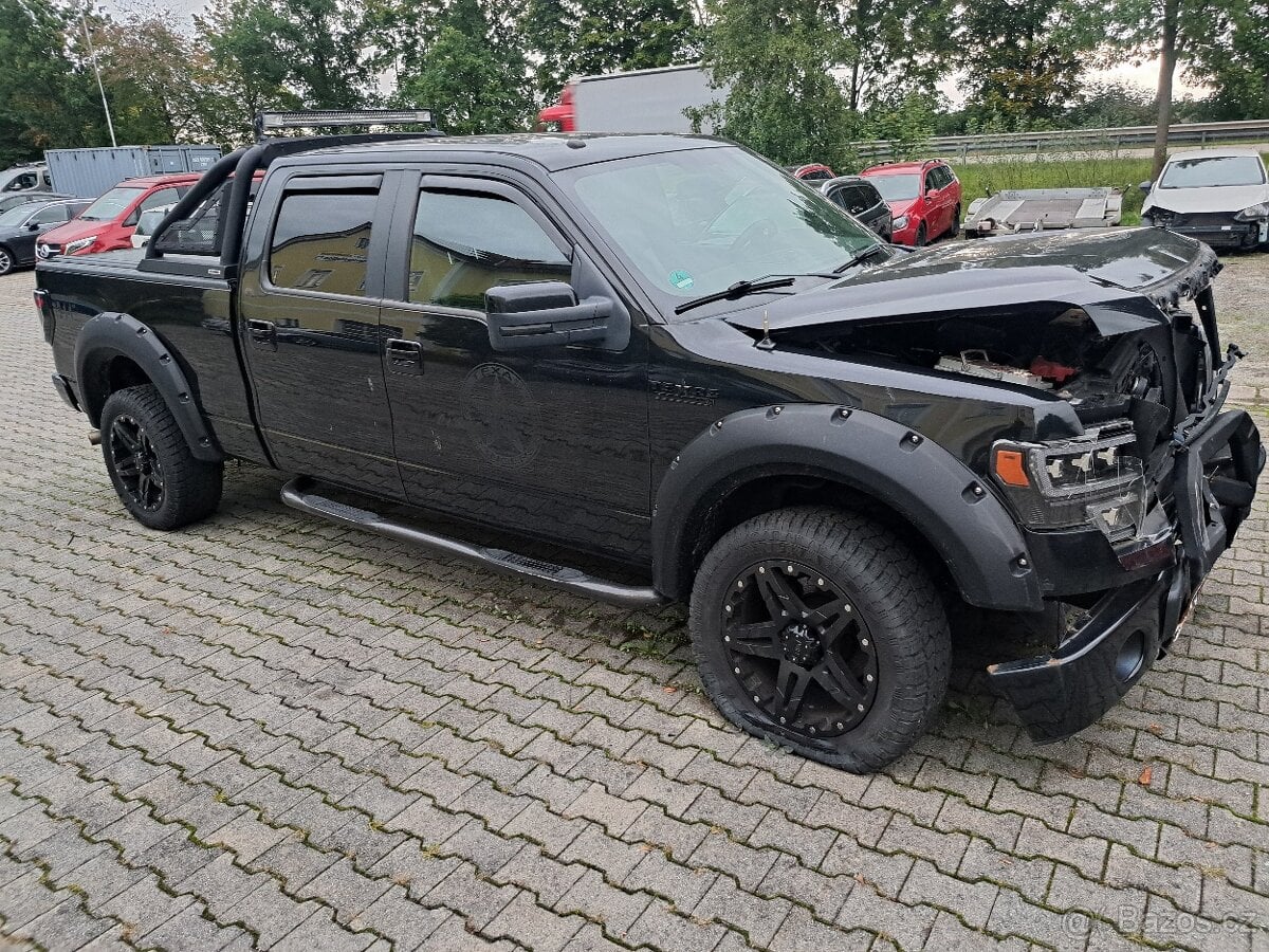 Ford F 150 5.4 l,  210. t km. Super doplňky