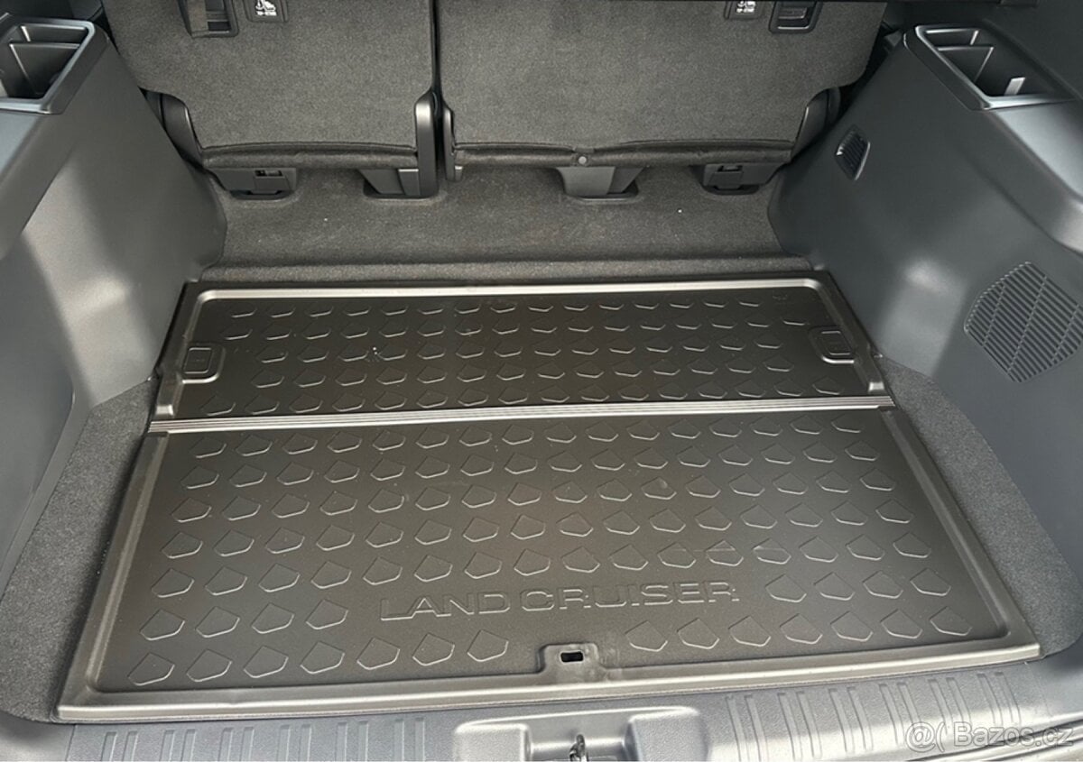 Land Cruiser 250 rohož do kufru - originální příslušenství