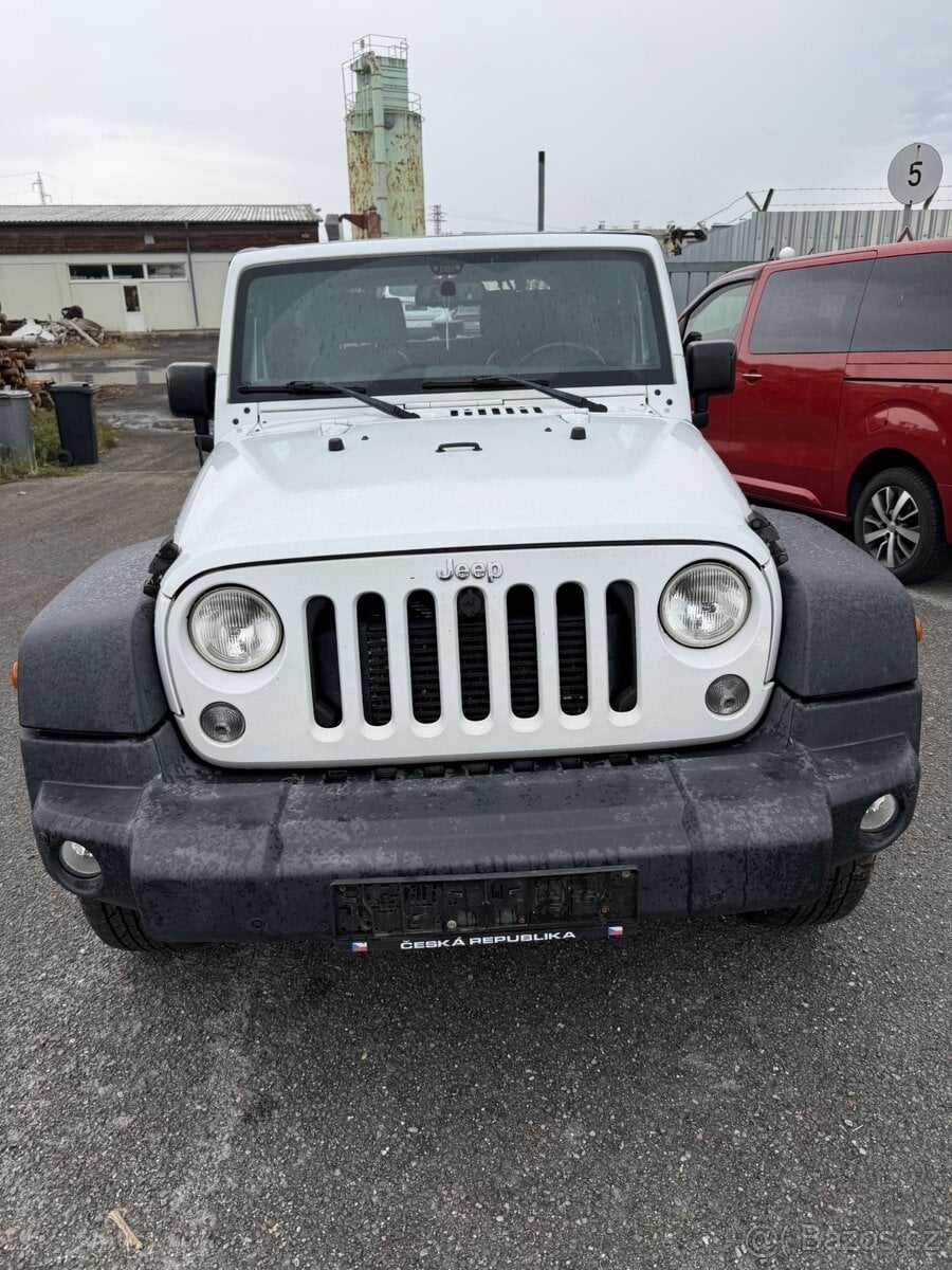 Jeep Wrangler Rubicon Trail Rated 2.8d aut 4x4 2017 pojizdny