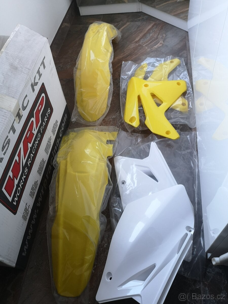 Sada plastů Suzuki Rmz 450, 2007.