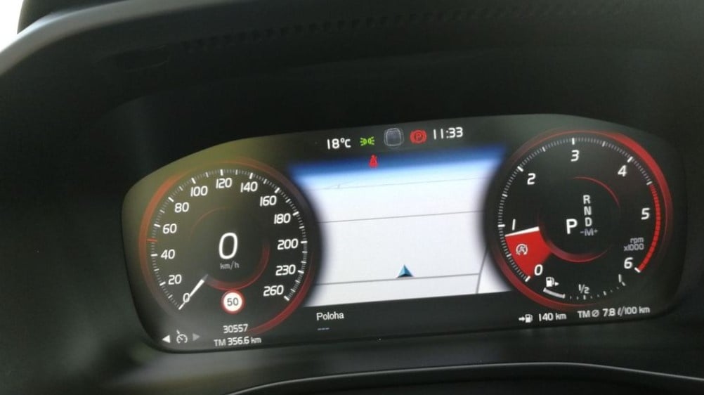 Toyota Hilux 2.4D-4D 6MT 4x4