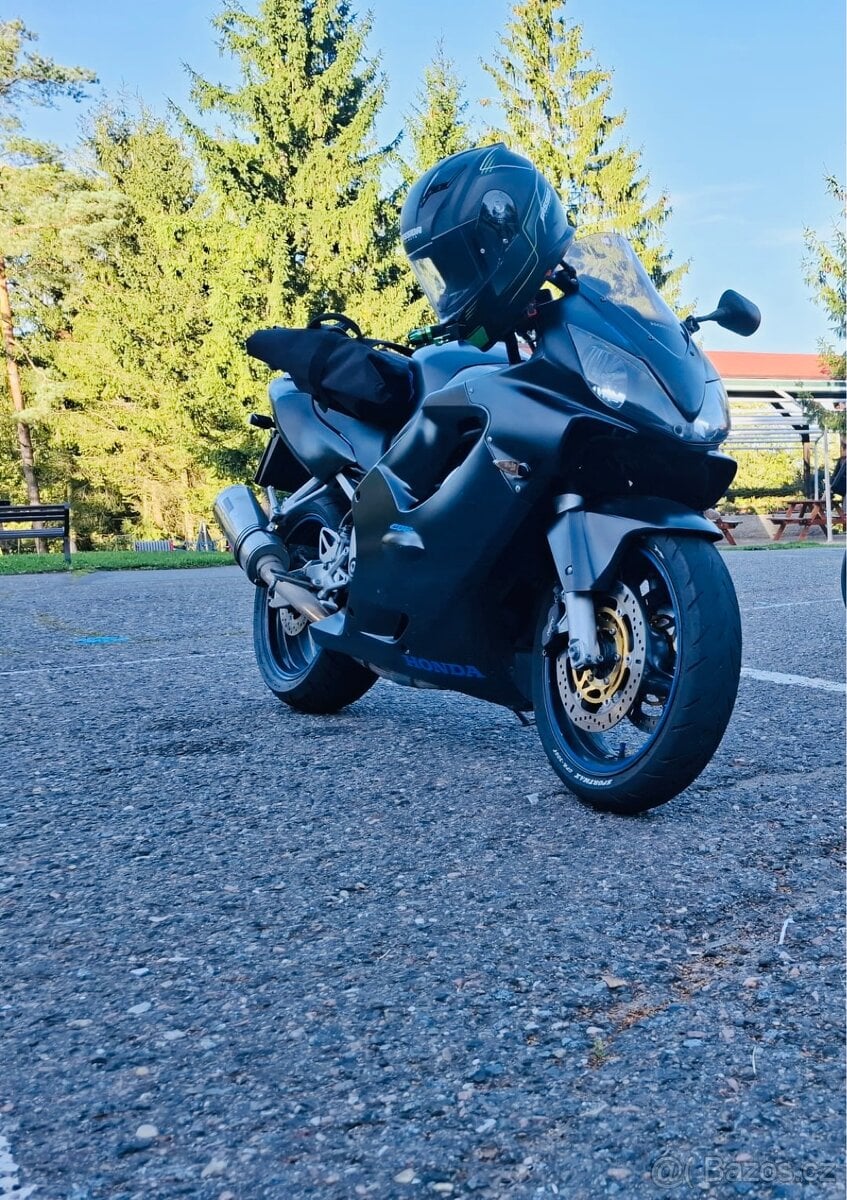 Honda CBR600F