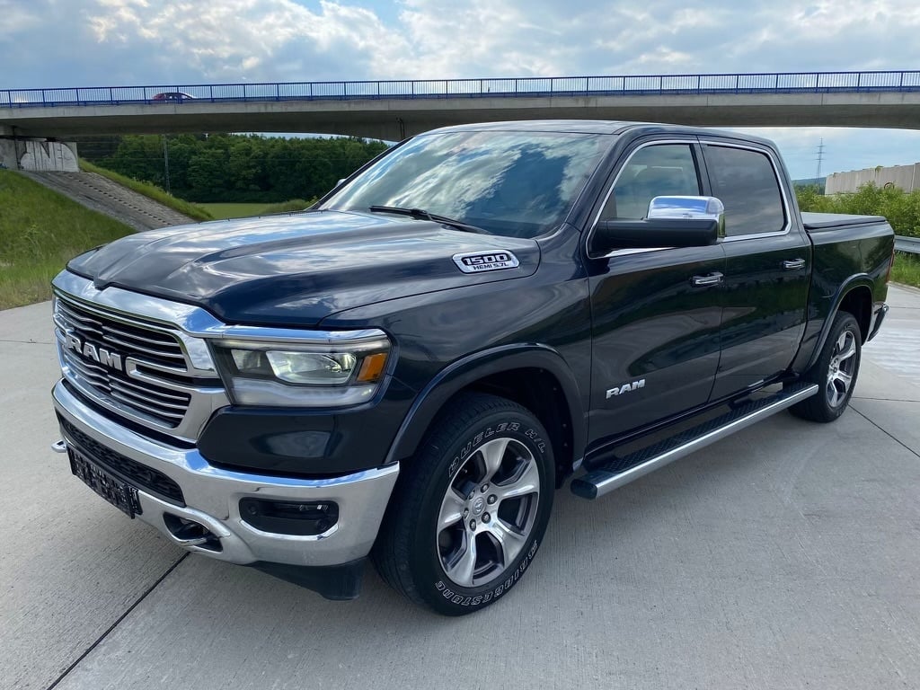 Dodge RAM 5.7L V8 HEMI LARAMIE 2019