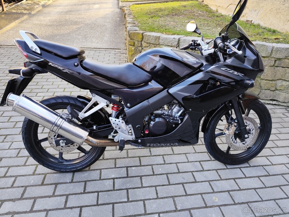 Honda CBR 125R - rok 2007