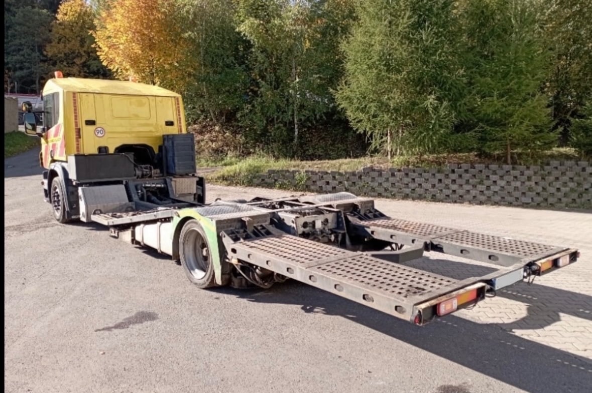 Scania odtahovka LKW