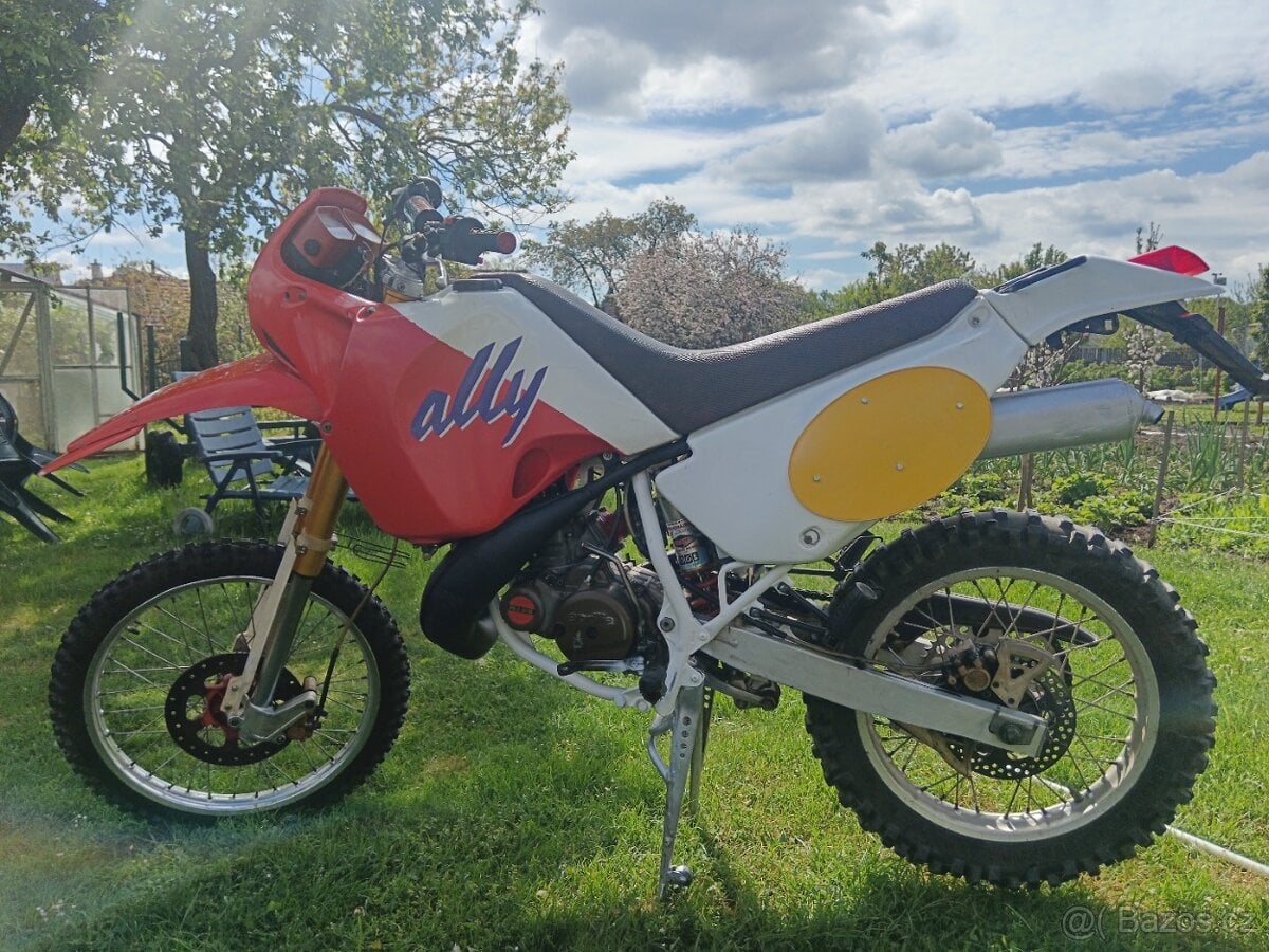 Aprilia Tuareg Rally 125
