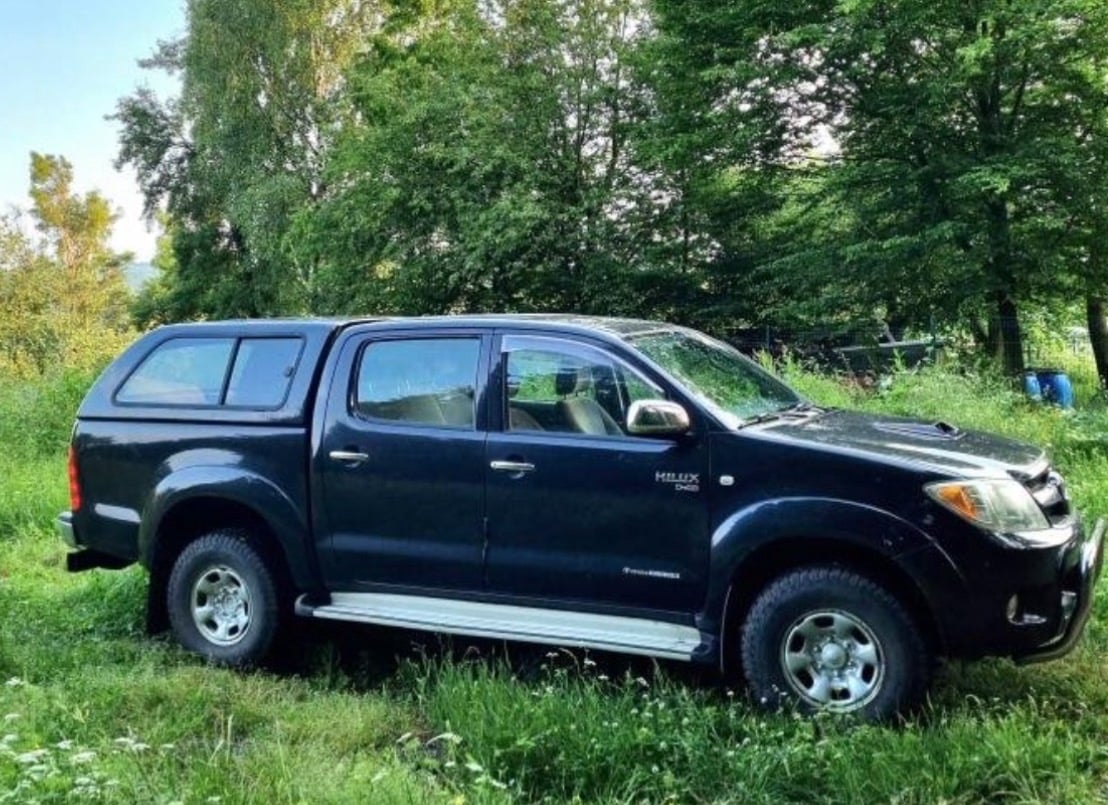 Hardtop Toyota Hilux