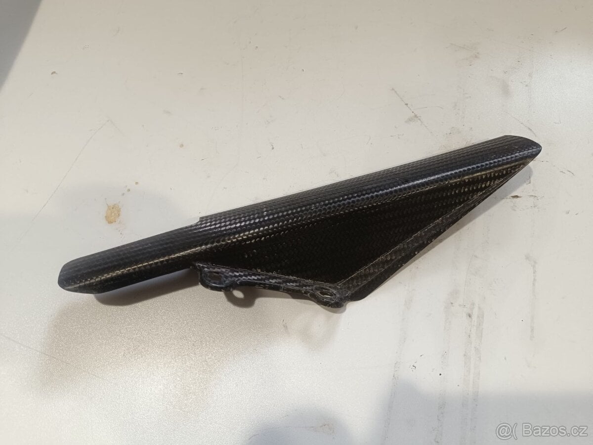 Karbonový kryt řetězu Kawasaki ZX-10R