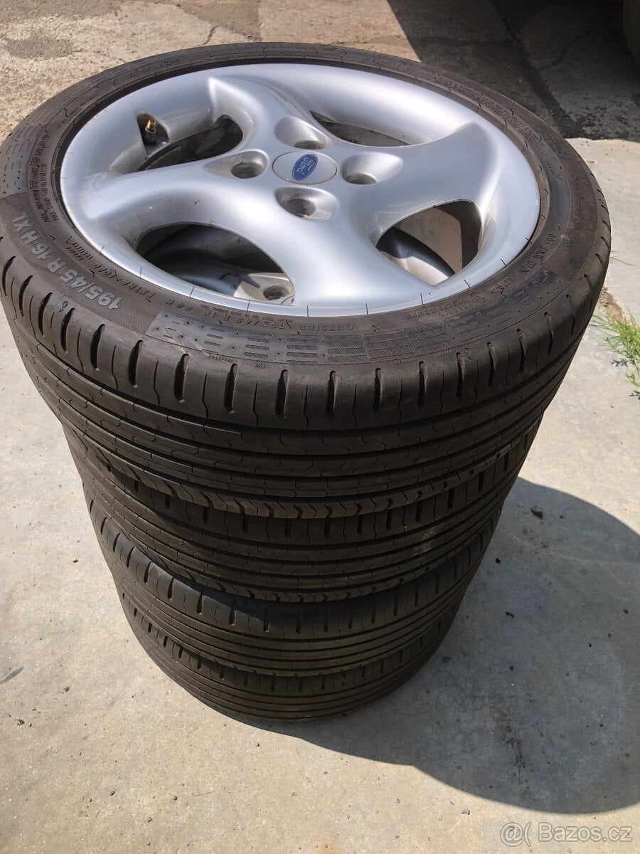 KOLA 4X108 195/45 R16 KRÁSNÉ ORIGINAL  FORD