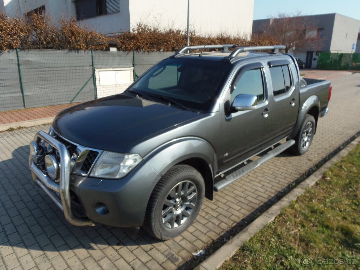 Nissan Navara 3.0 D Double-cab 4x4 tažné 3T
