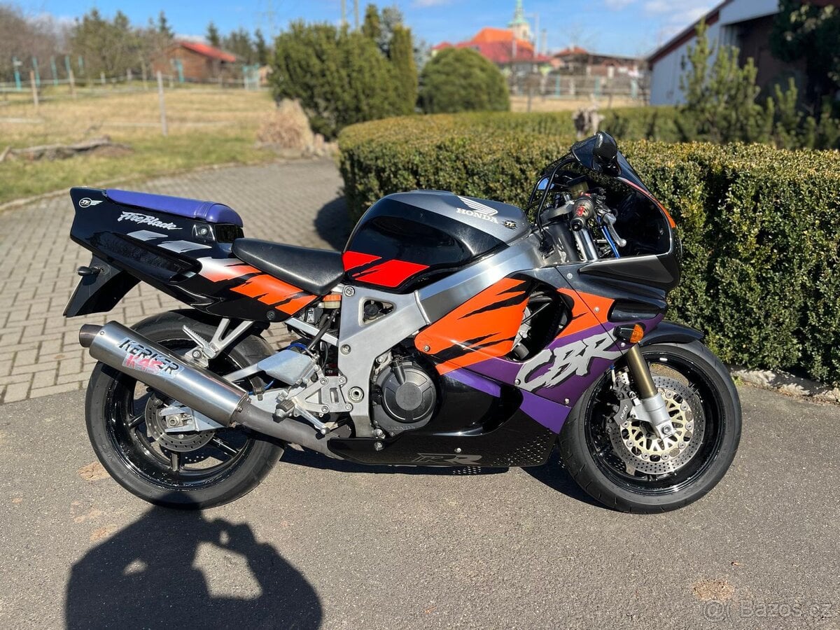 Honda CBR 900rr