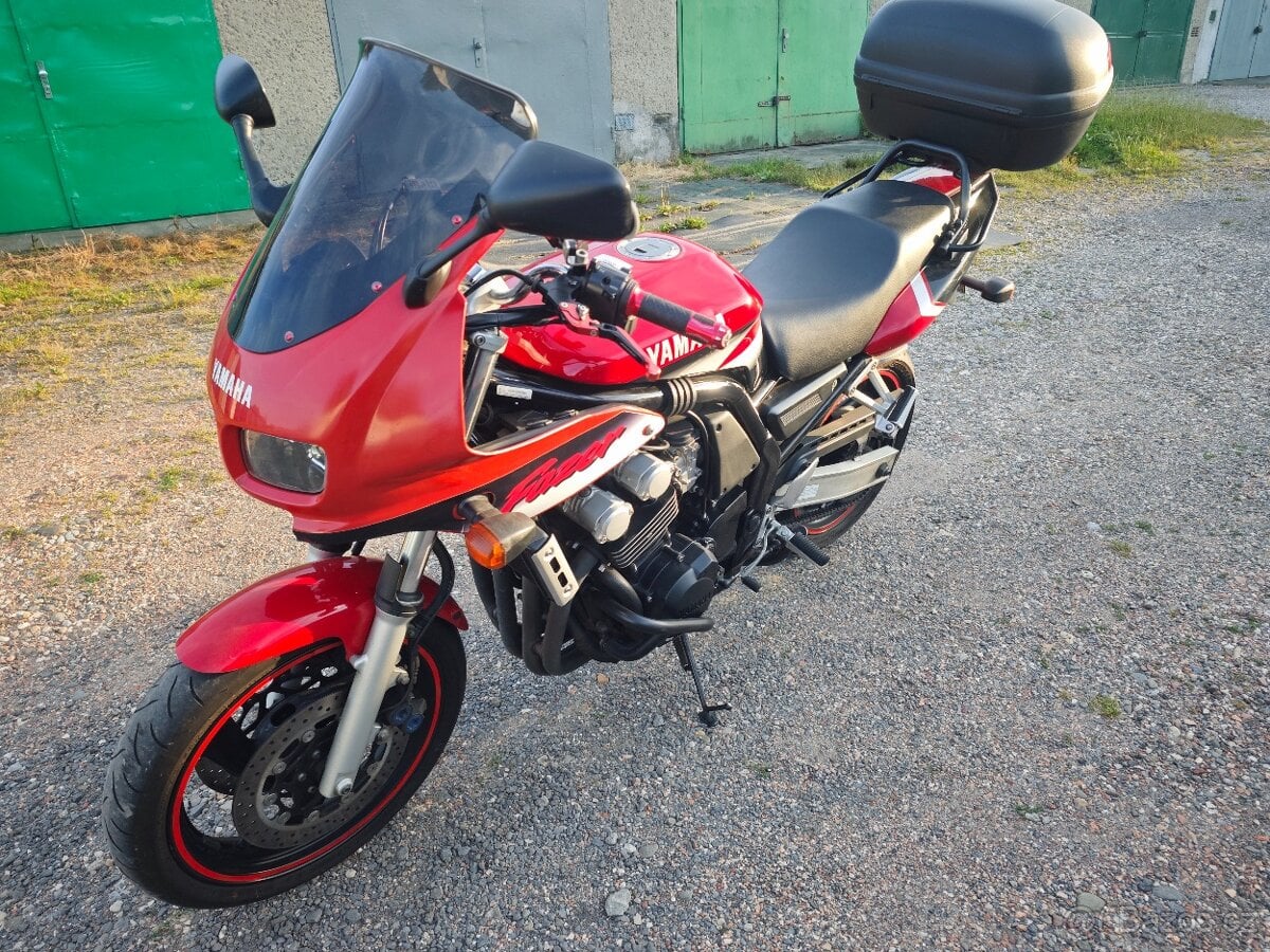 Yamaha FZS600 Fazer