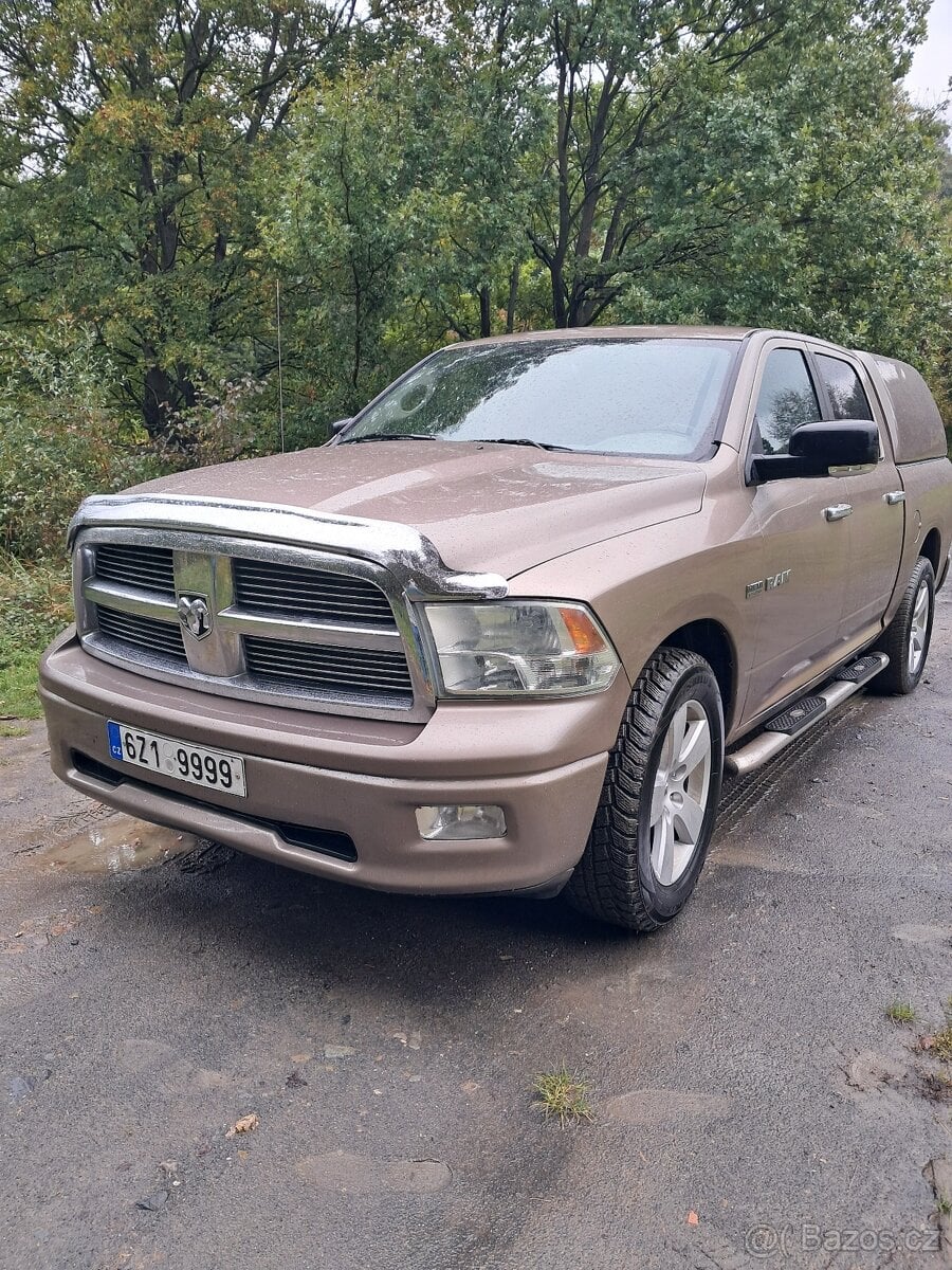 Prodám Dodge RAM 1500 HEMI 5,7 4x4 DPH