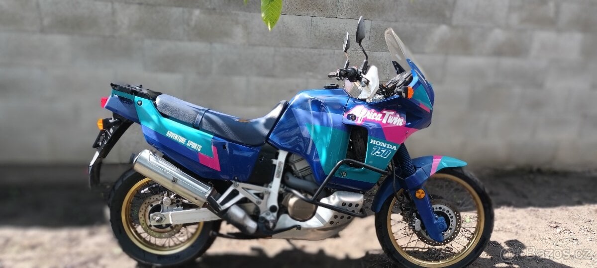 Honda Africa Twin xrv 750