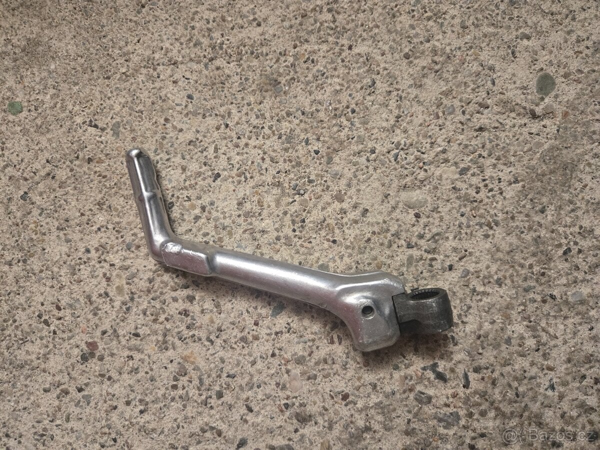 Nakopavačka Husqvarna 125