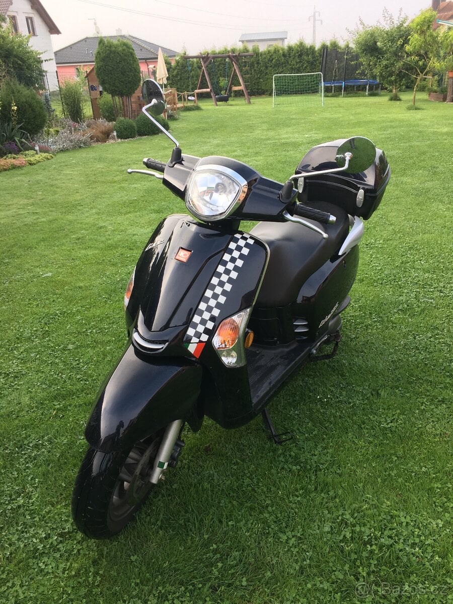 Kymco Like 125 skútr