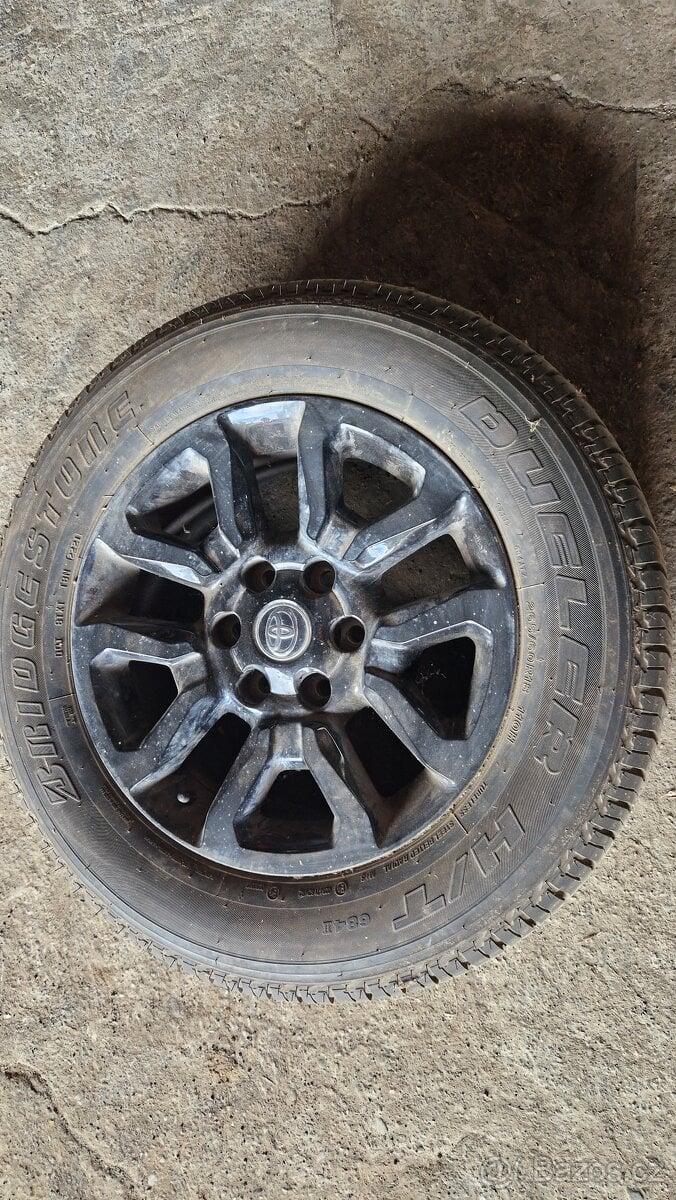 Letní komplety Hilux, Land Cruiser