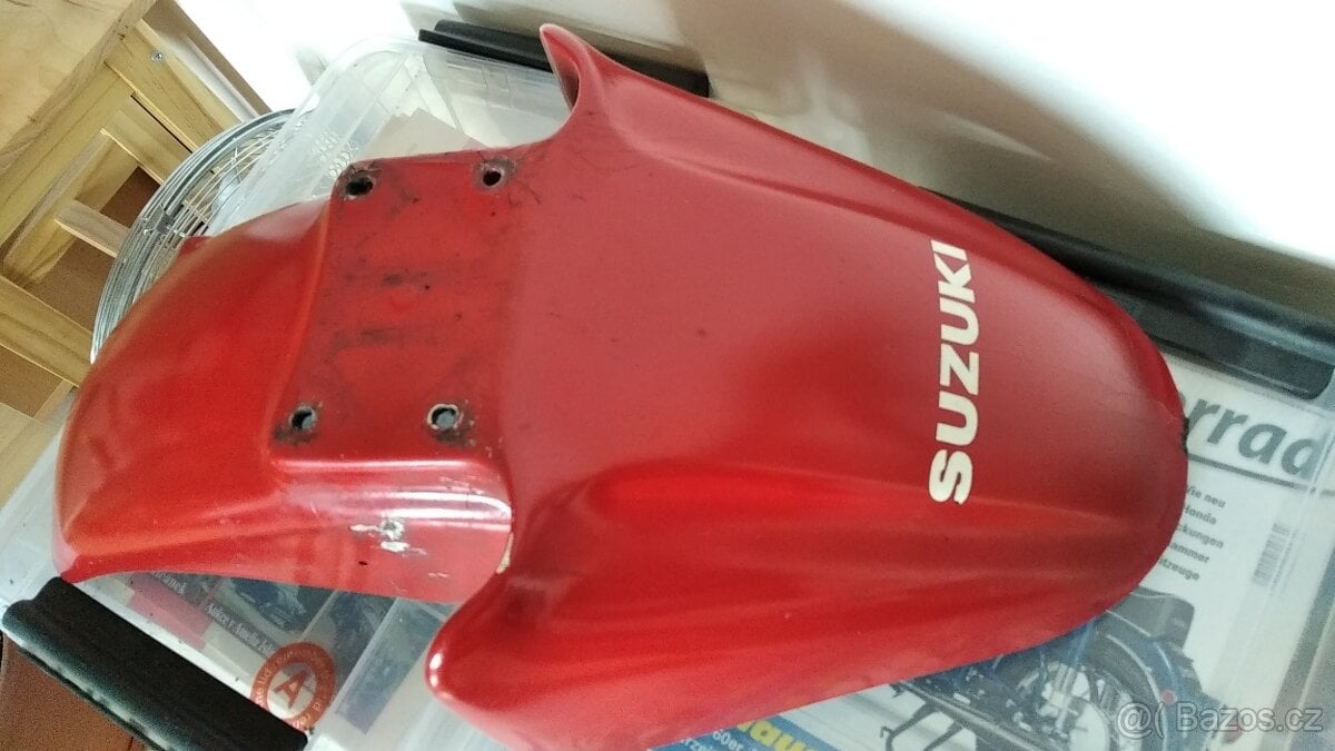 Suzuki GSX-R 750 / 1100 - přední blatník