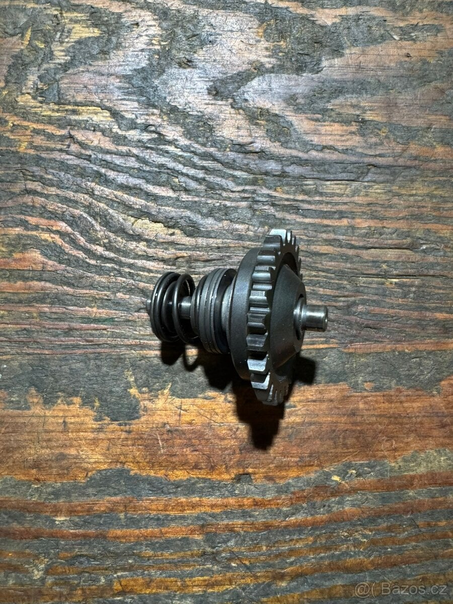 mechanismus výfukového ventilu regulátor válce suzuki rm 125