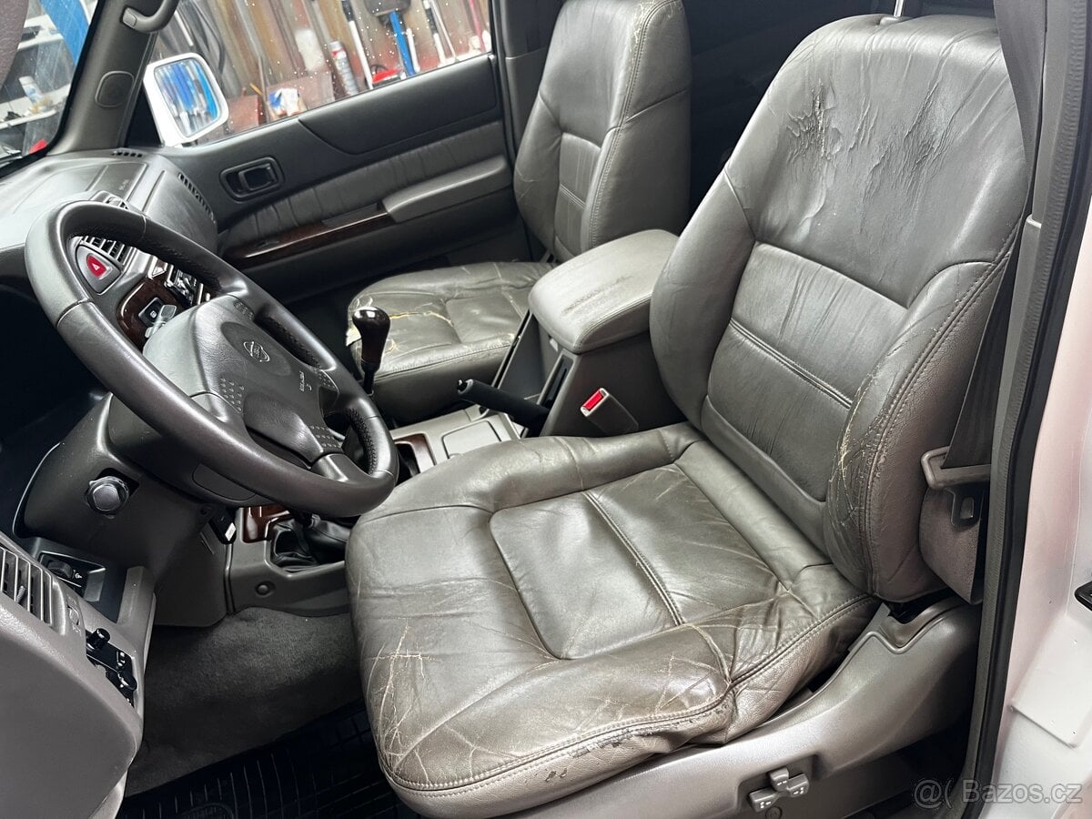 Sedačky nissan patrol