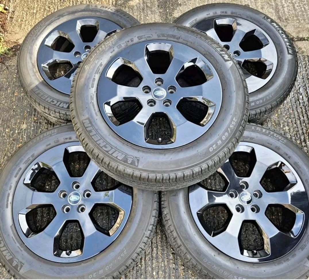 Prodám 5ks originálních alu disků R20 na vůz Land Rover Defe