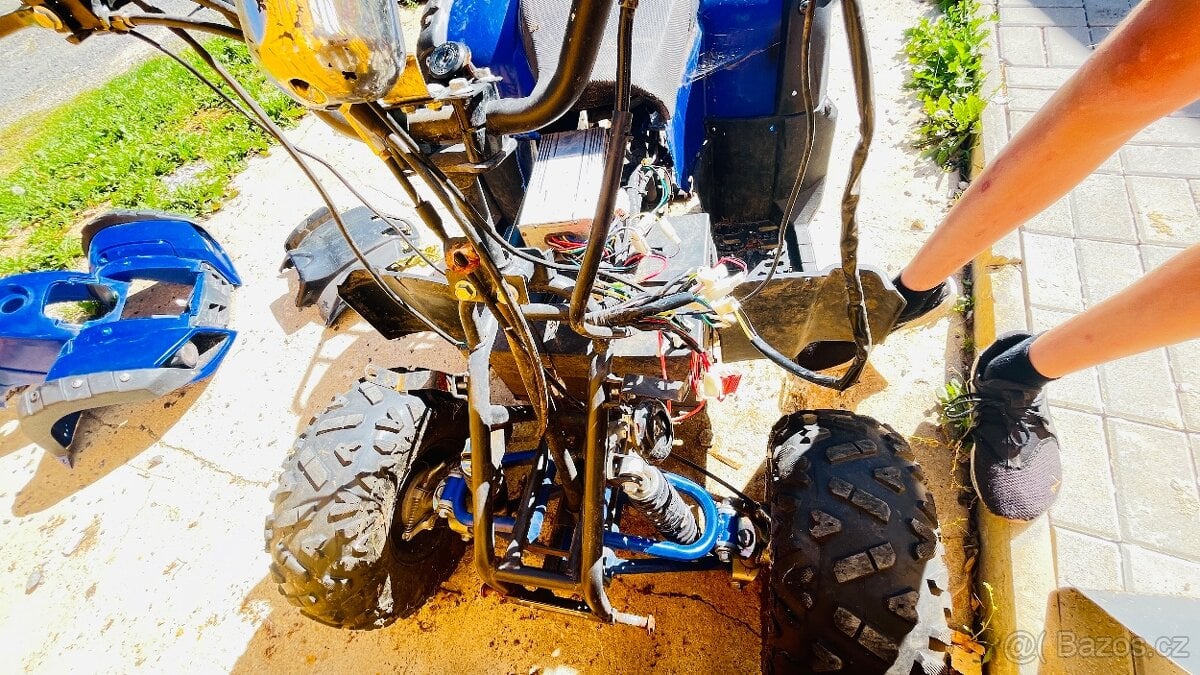 Prodám elektro čtyřkolku 125ccm