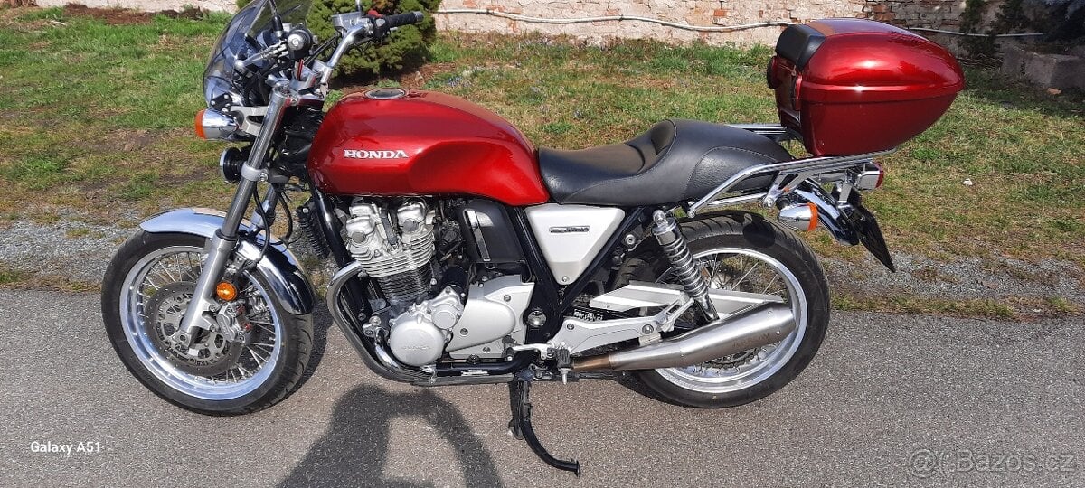 Honda CB 1100 EX r.v.2017 koupeno nové v ČR
