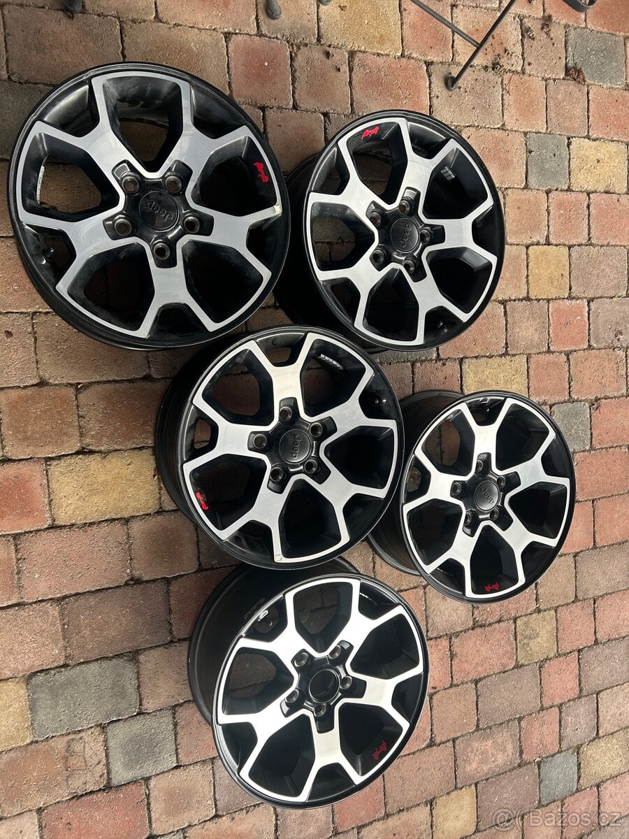 Alu disky 5x127 Jeep Wrangler Rubicon r17 5ks sada