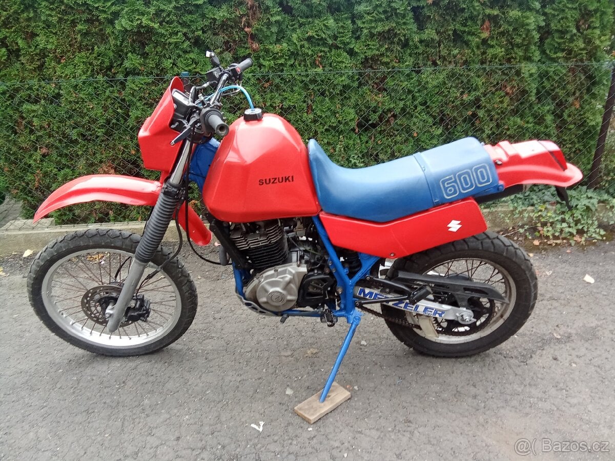 Suzuki DR600