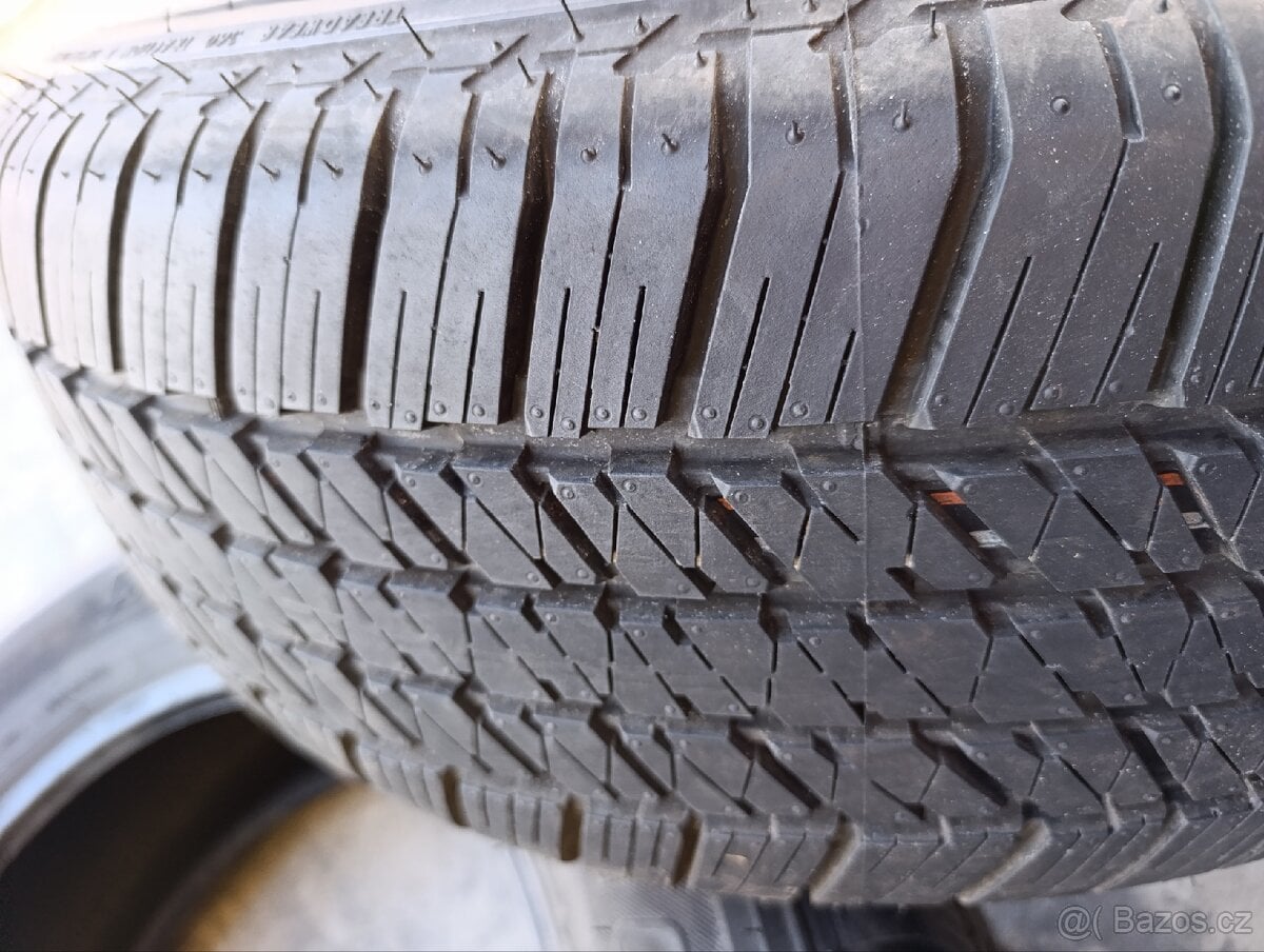 Nové pneu Bridgestone DUELER 265/60/18