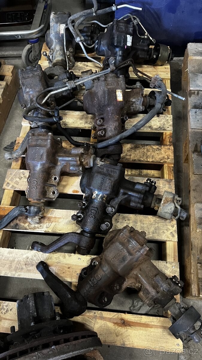 Nissan y61 patrol převodka řízení ....