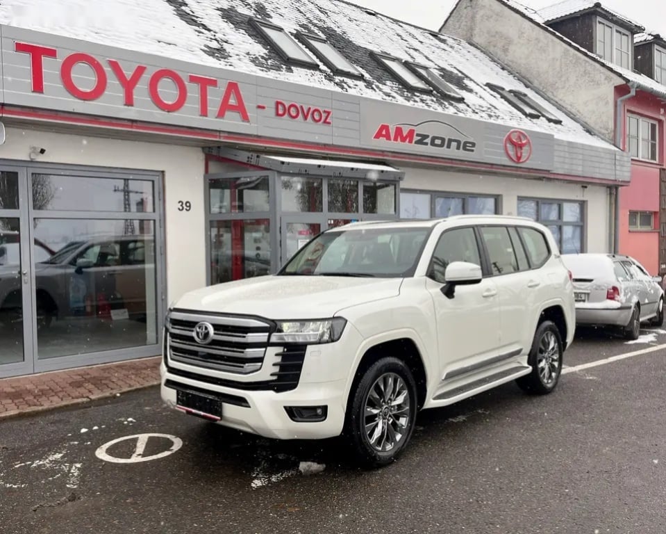 Toyota Land Cruiser 300, Land Cruiser 300 3,3 D V6 GXR