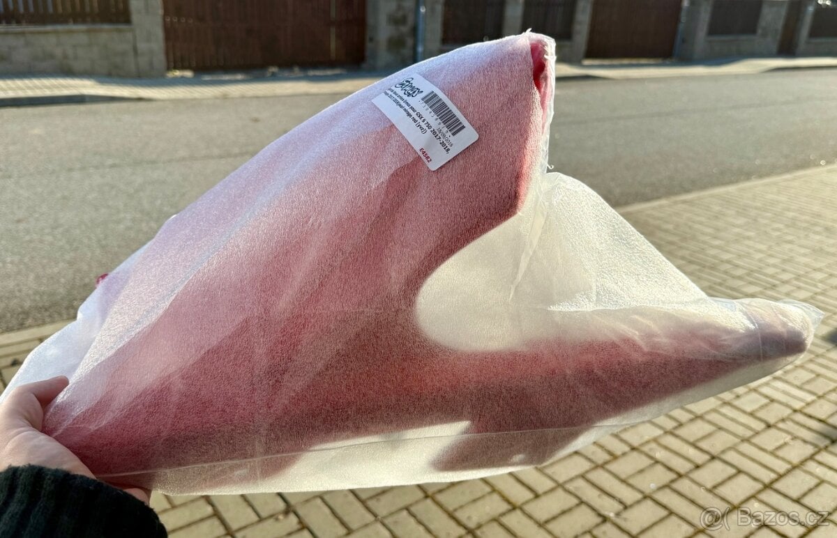 Červený zadní blatník s krytem řetězu, Suzuki GSX-S750 17-18