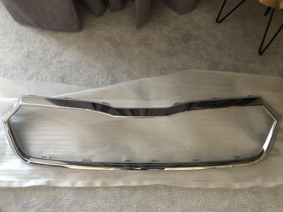 Chromový rám Octavia IV