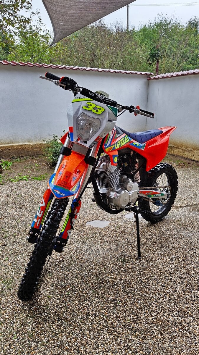 Pitbike UpBeat 250ccm - 2025