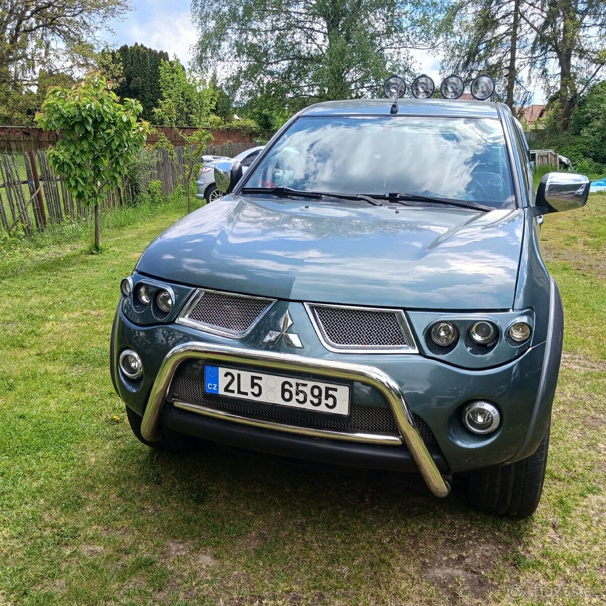 Mitsubischi L 200 2,5 DC 100kw 4x4