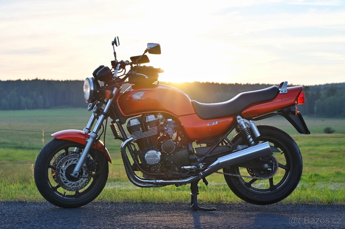 Honda CB 750 Seven Fifty