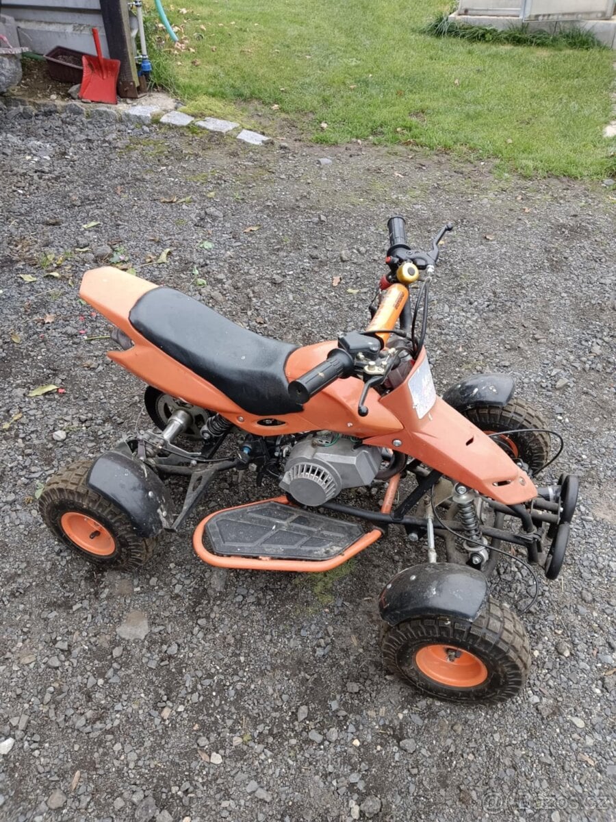 Dětská čtyřkolka