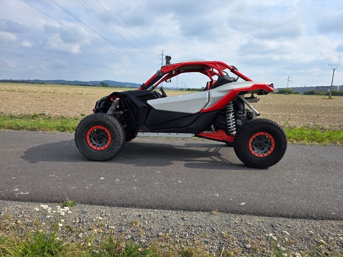 CAN AM MAVERICK X3 RC 2022