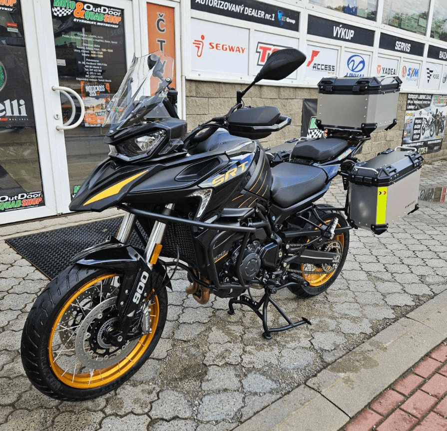 QJ Motor SRT 900 SX, kufry ZDARMA, SKLADEM