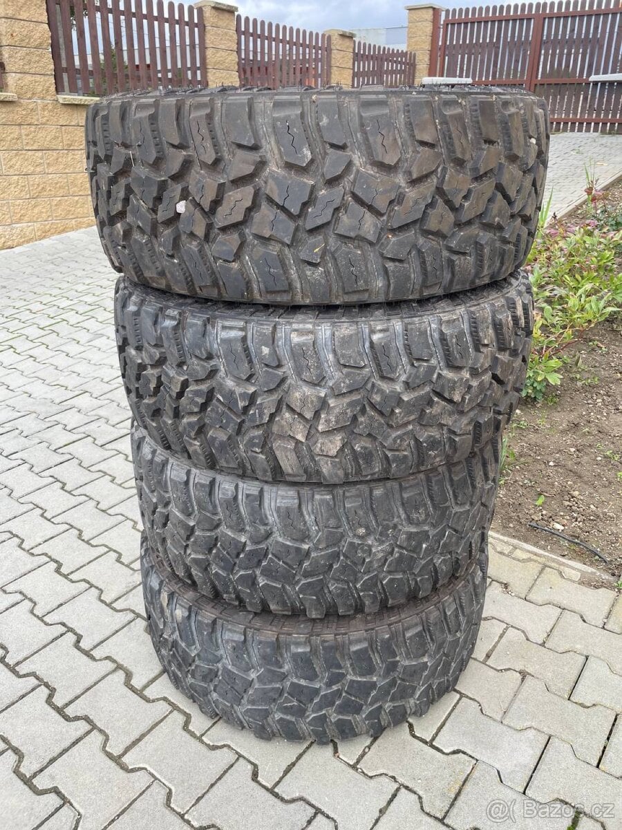 35x12.5 R20