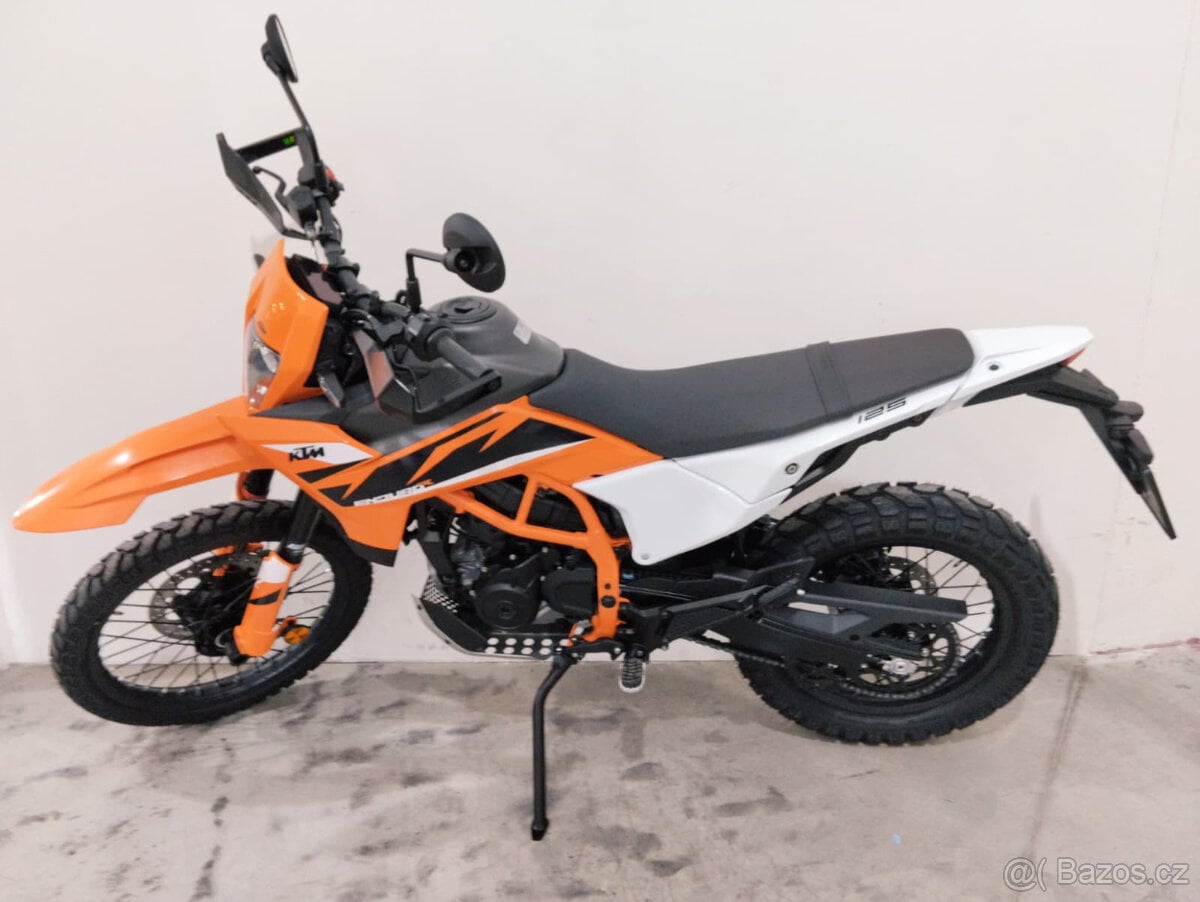 KTM 125 ENDURO R ORANGE 2025   (DEMO odo 100km)