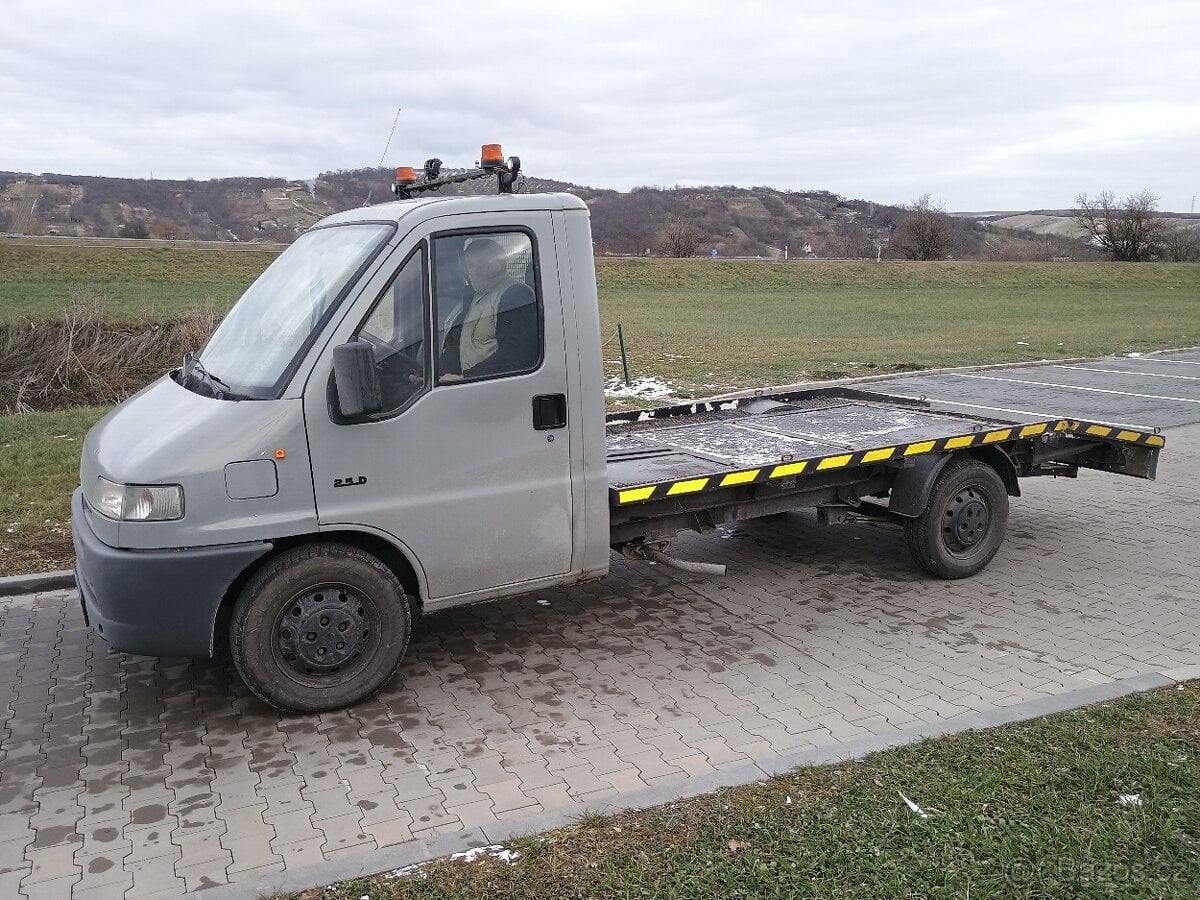 Odtahovy speciál , odtahovka Citroen Jumper 2.5 D